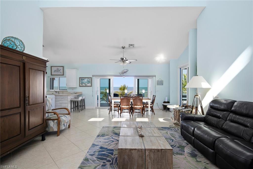 KEEWAYDIN ISLAND - Residential