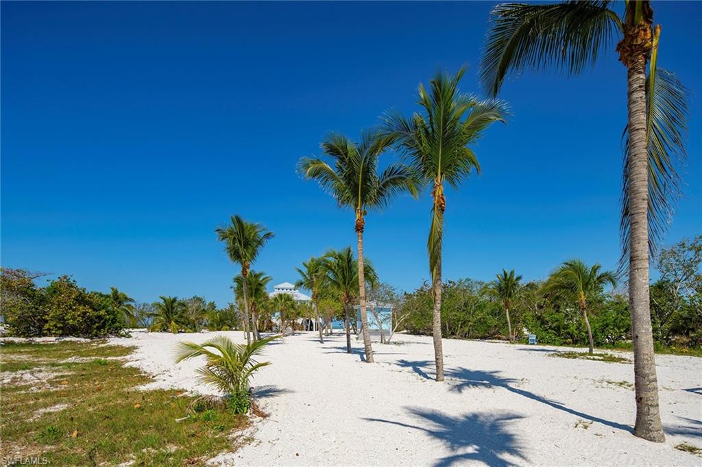 KEEWAYDIN ISLAND - Residential