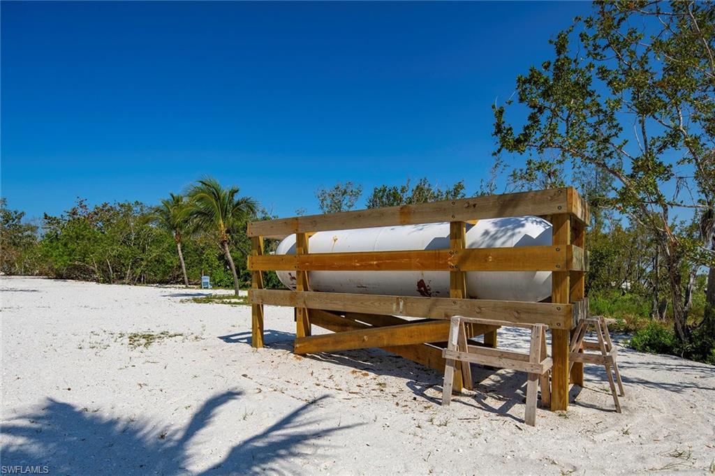 KEEWAYDIN ISLAND - Residential