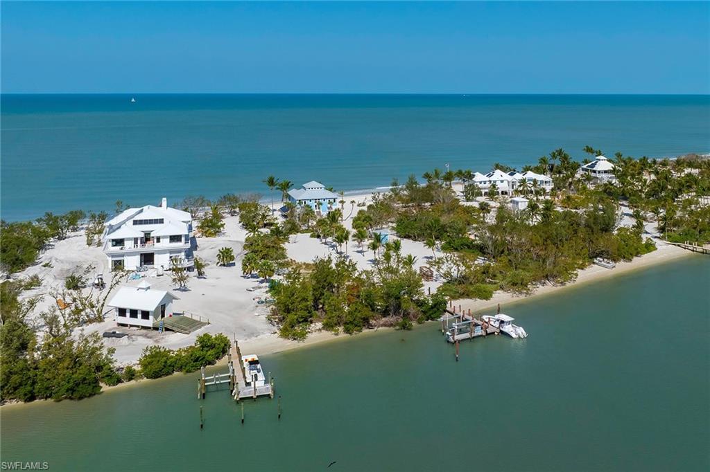 KEEWAYDIN ISLAND - Residential