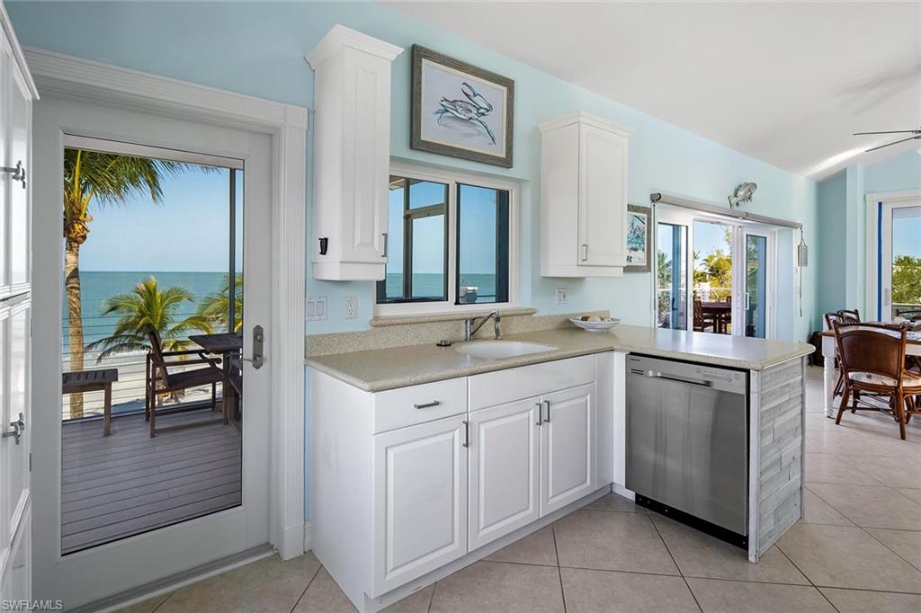 KEEWAYDIN ISLAND - Residential