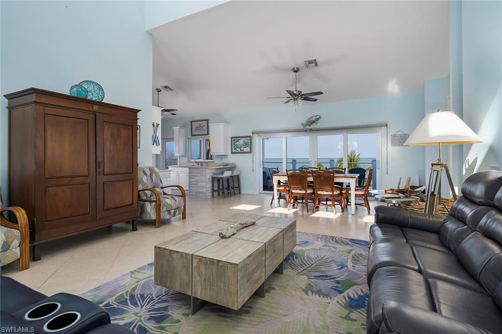 KEEWAYDIN ISLAND - Residential