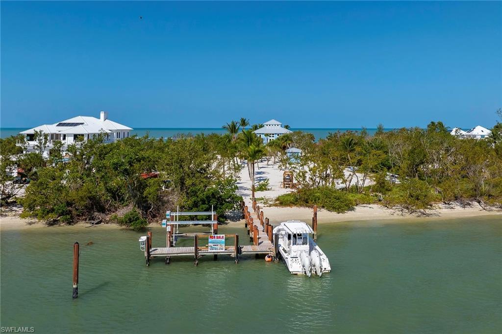 KEEWAYDIN ISLAND - Residential