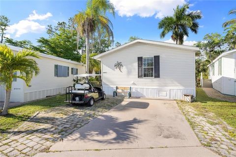 A home in ESTERO