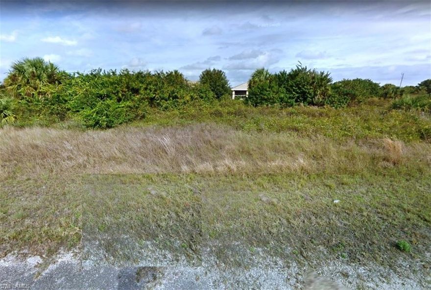Great location in Southern Lehigh just east of Bell Blvd, with easy access to State Road 82, I-75, SwFL International Airport, Ft Myers, Bonita, and Naples. Build your new investment property here or your brand new home! Buy now and build or hold for future investment, taxes are LOW in unincorporated Lee County. Conveniently located to stores, restaurants, etc.  Homes in this area utilize well and septic systems.