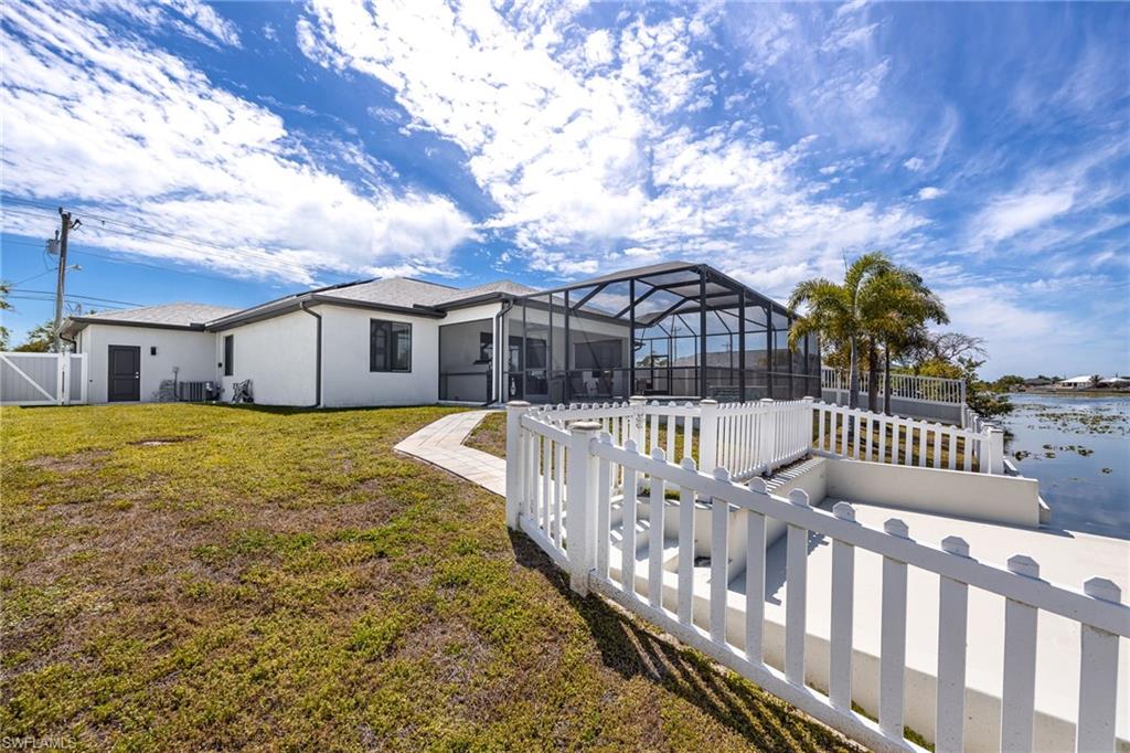 CAPE CORAL - Residential