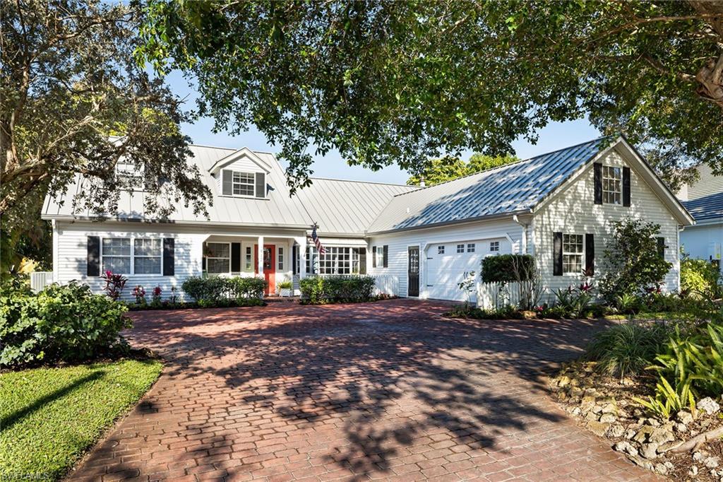 PARK SHORE - Residential