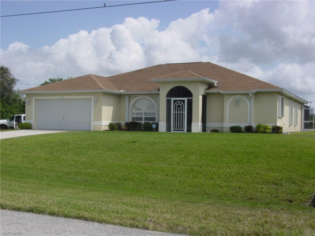 CAPE CORAL - Residential