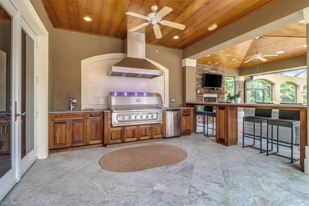 LIVINGSTON WOODS - Residential