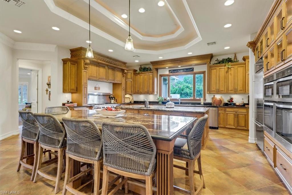 LIVINGSTON WOODS - Residential