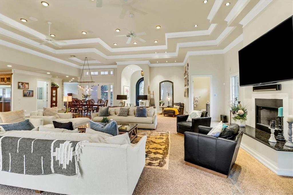 LIVINGSTON WOODS - Residential