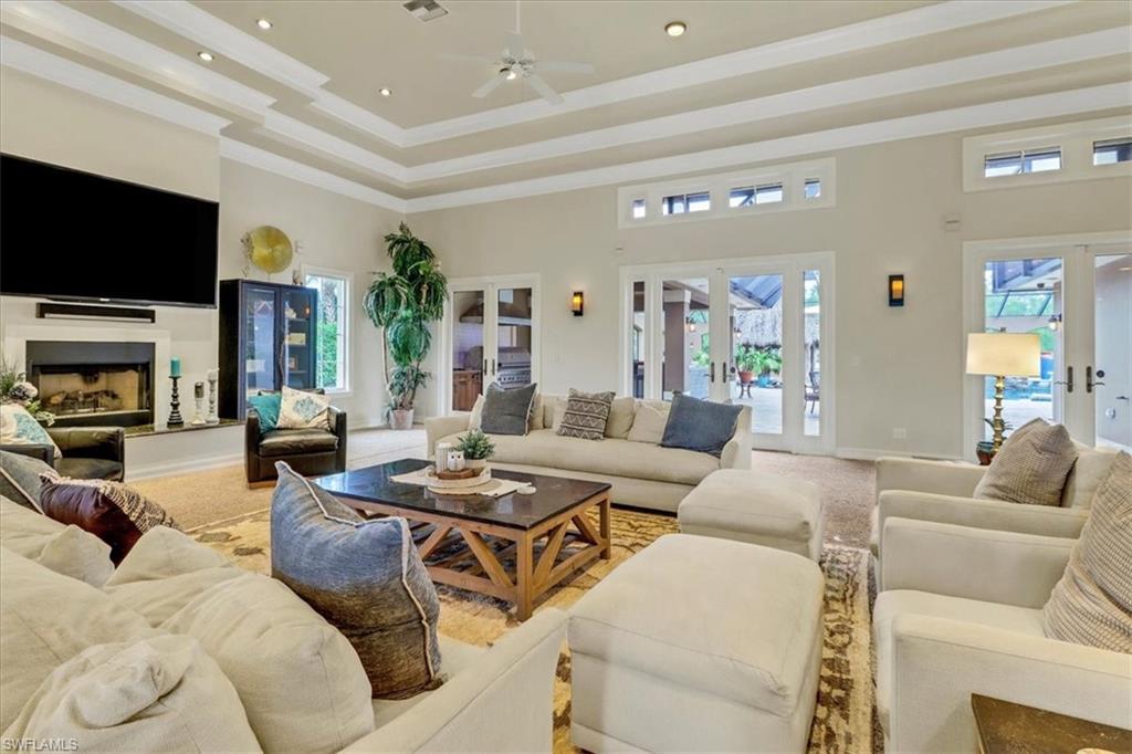 LIVINGSTON WOODS - Residential