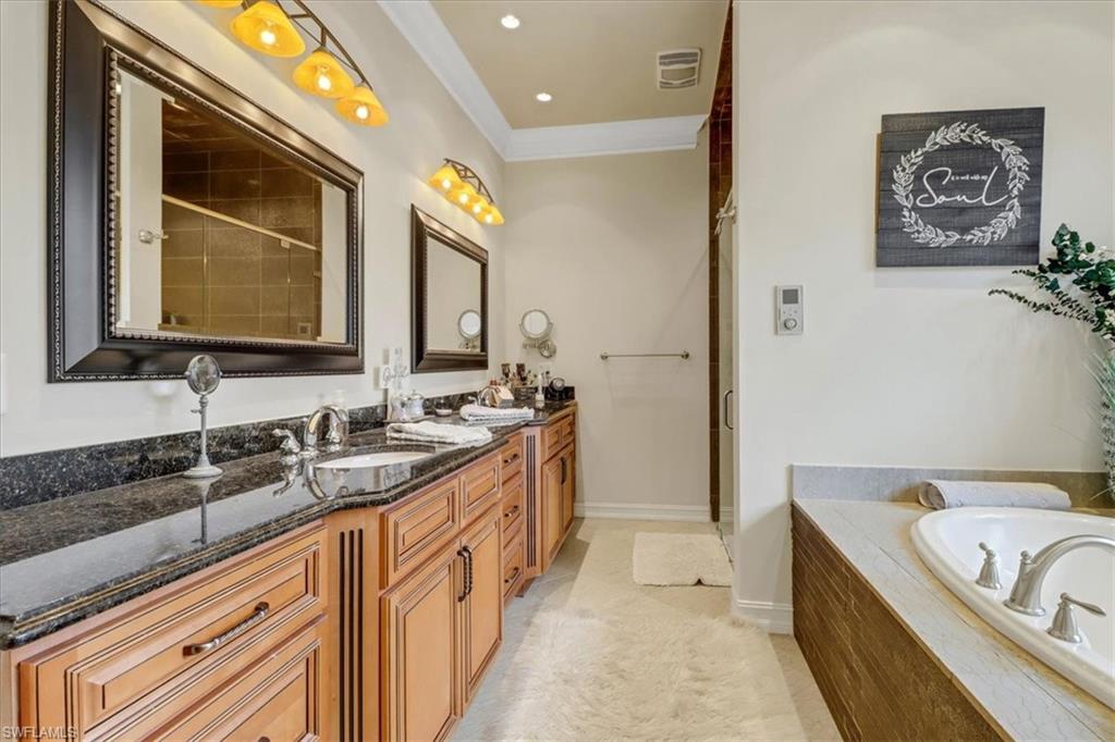 LIVINGSTON WOODS - Residential