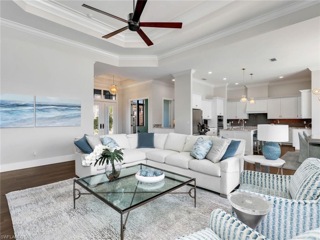 MARCO BEACH - Residential