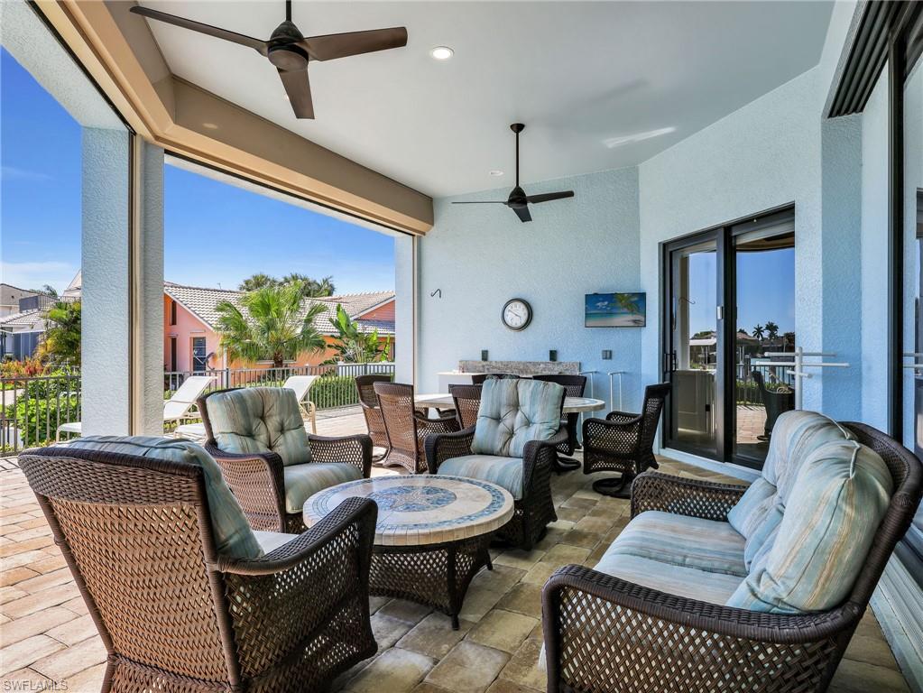 MARCO BEACH - Residential