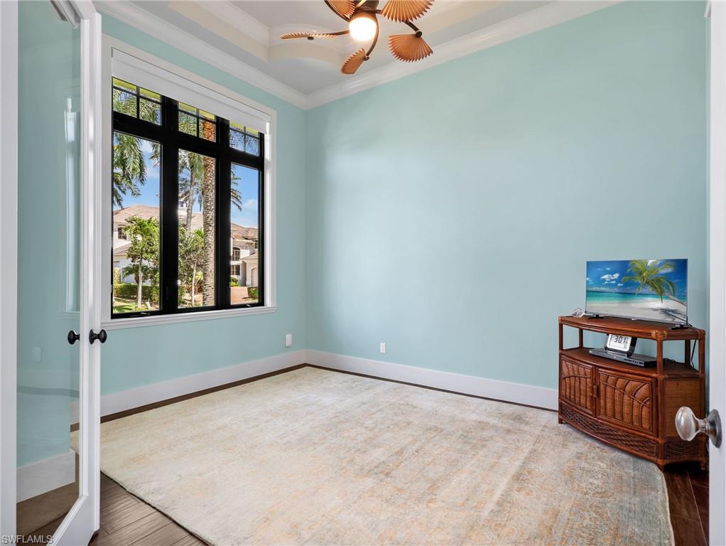 MARCO BEACH - Residential