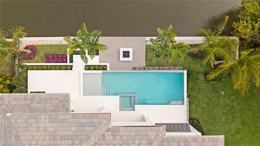 AQUALANE SHORES - Residential