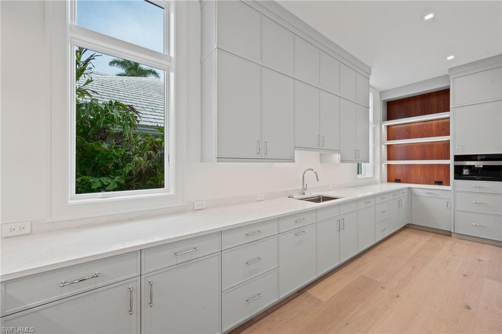 AQUALANE SHORES - Residential