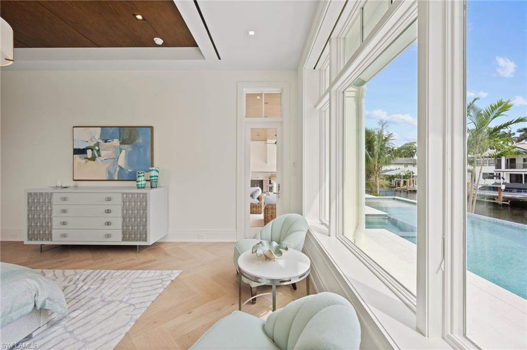 AQUALANE SHORES - Residential