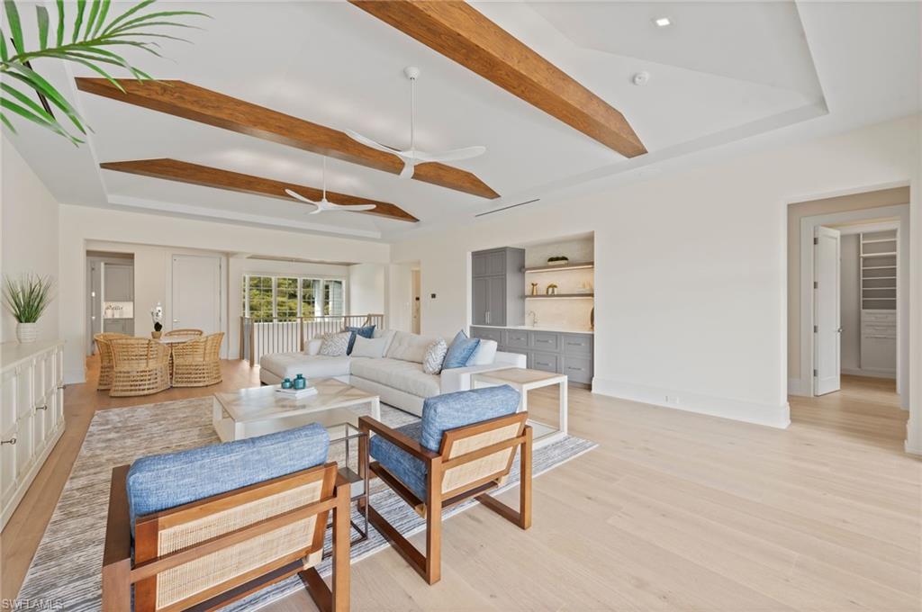 AQUALANE SHORES - Residential