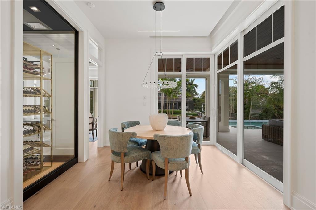 AQUALANE SHORES - Residential