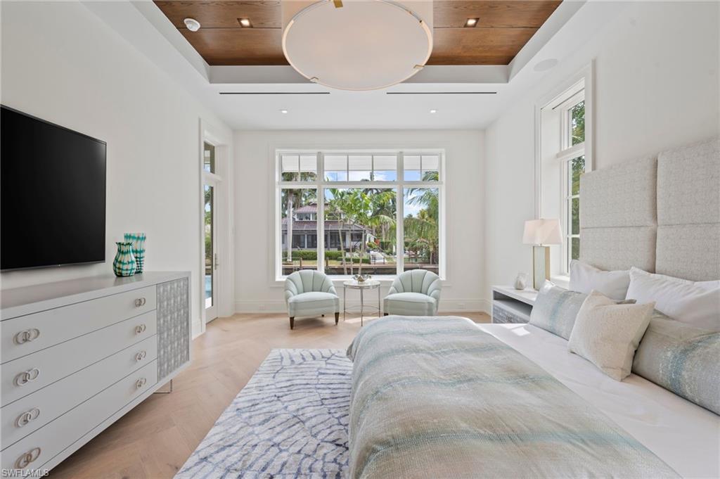 AQUALANE SHORES - Residential