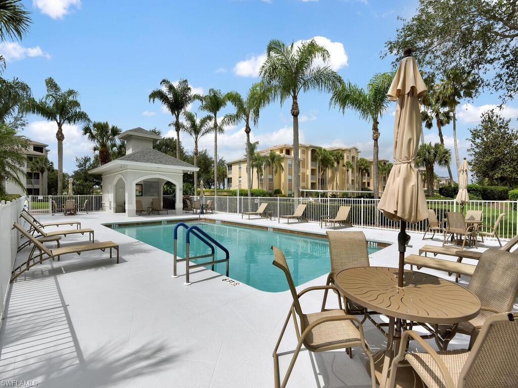 LAKESIDE GREEN - Residential