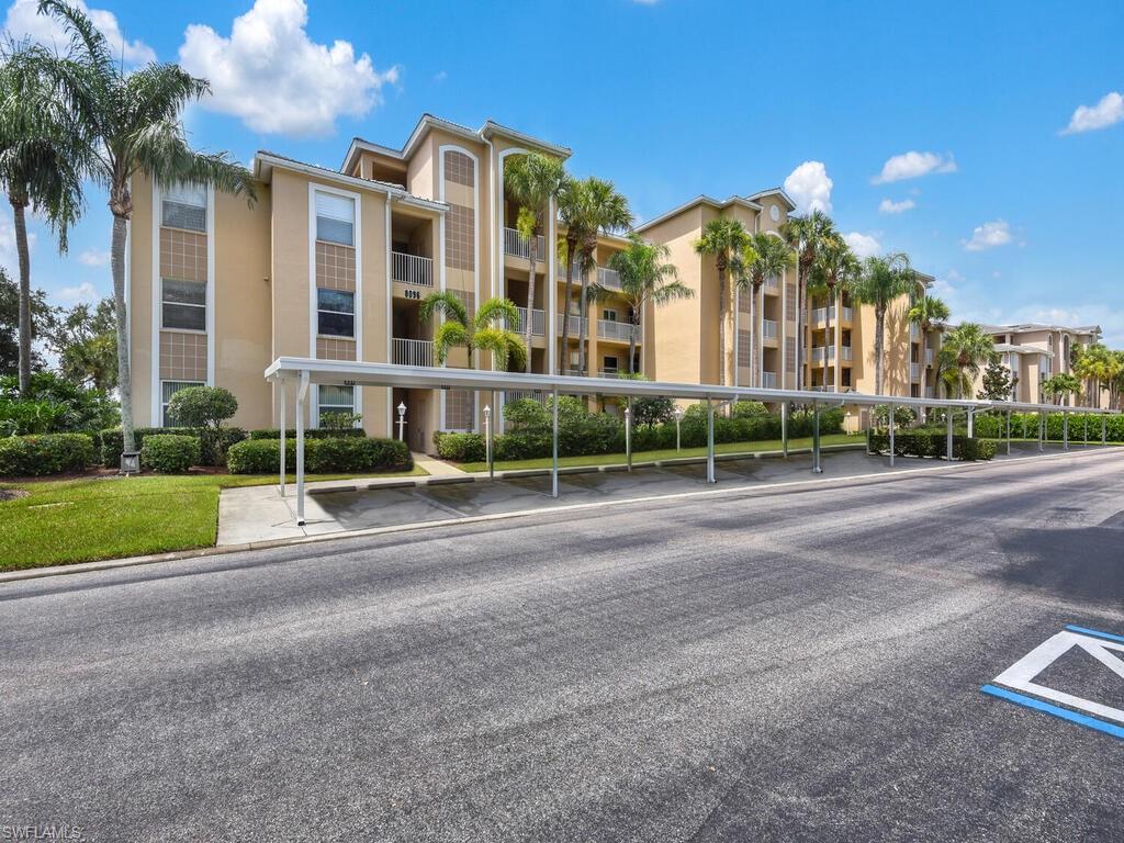 LAKESIDE GREEN - Residential