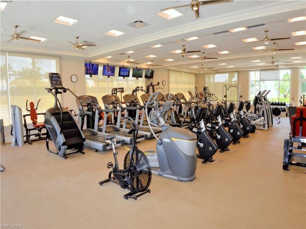 LAKESIDE GREEN - Residential