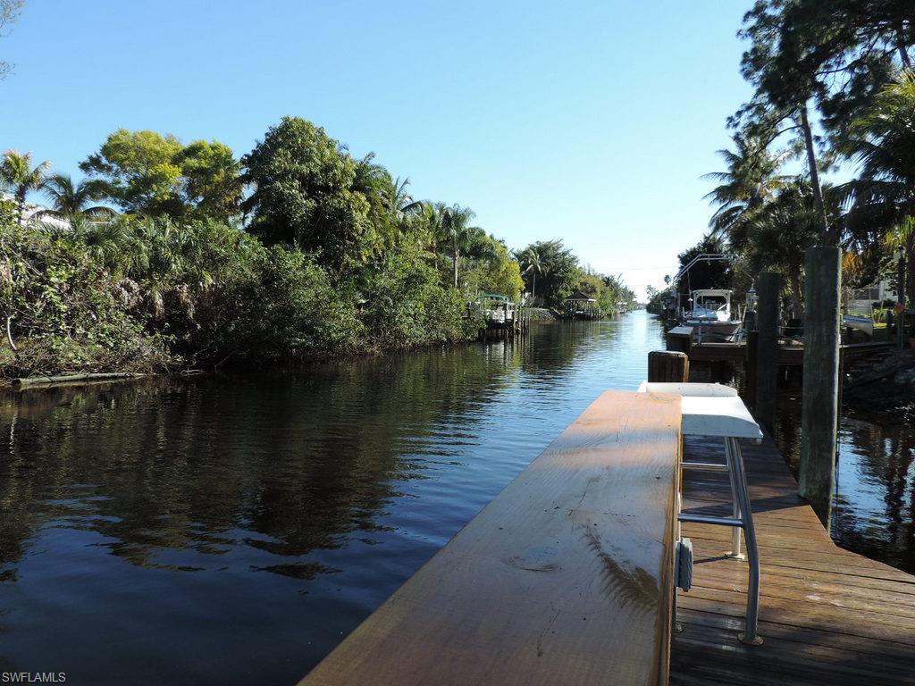 ISLAND PARK WOODLANDS - Residential