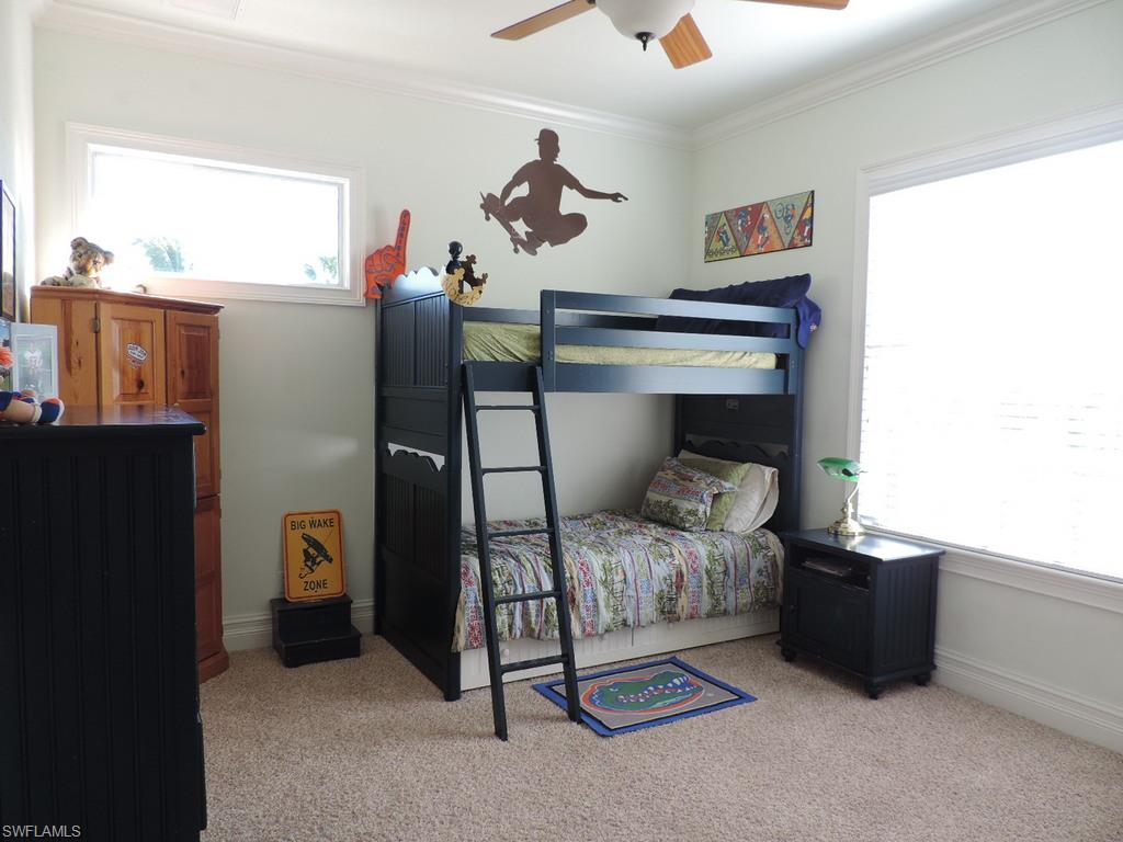 ISLAND PARK WOODLANDS - Residential