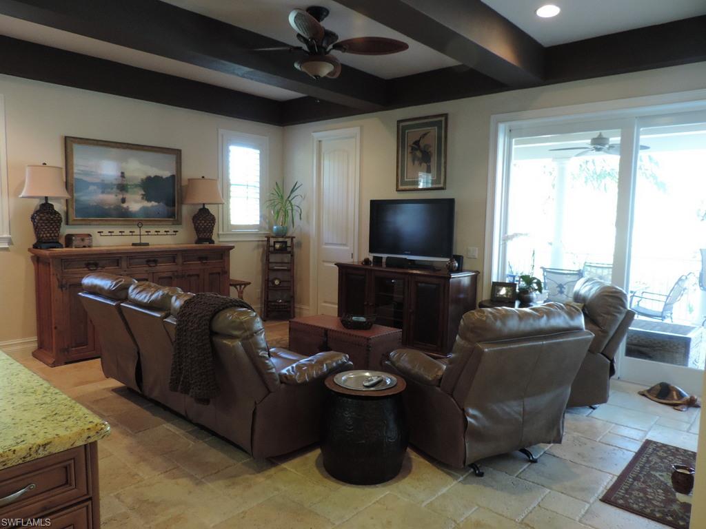 ISLAND PARK WOODLANDS - Residential