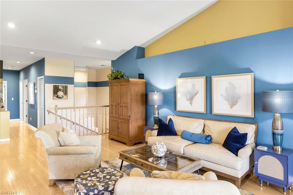 HARBOR LAKES - Residential