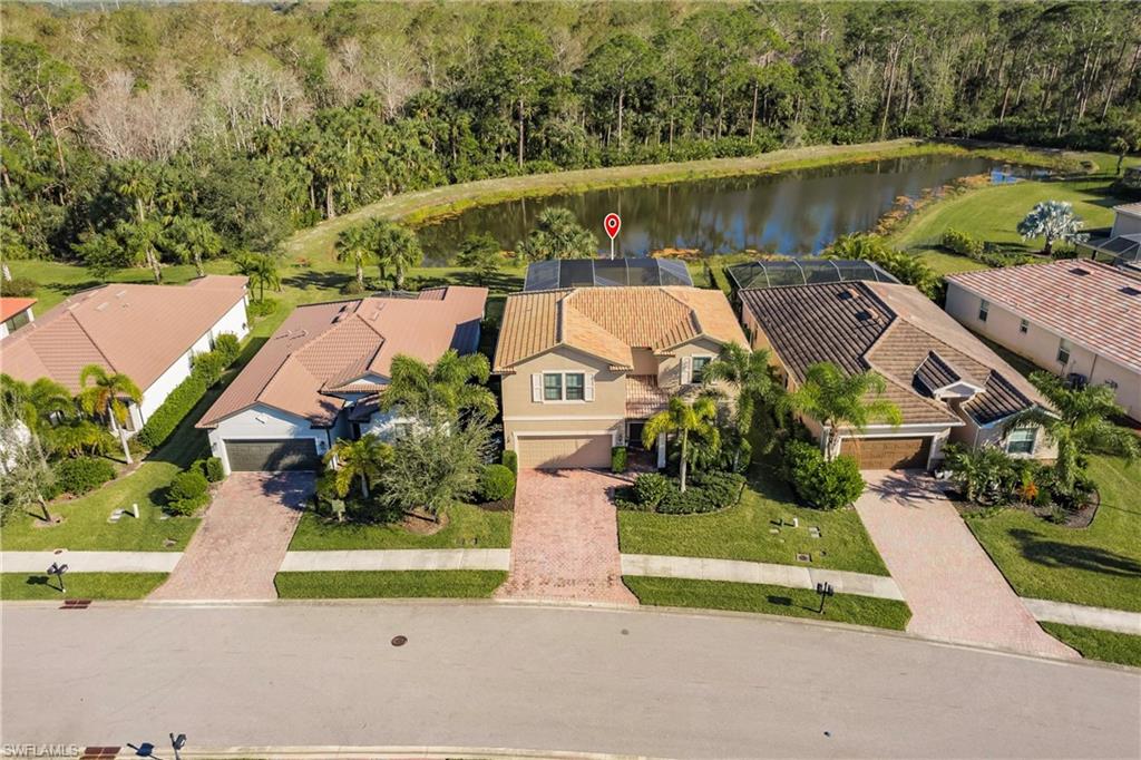 HAMPTON LAKES - Residential