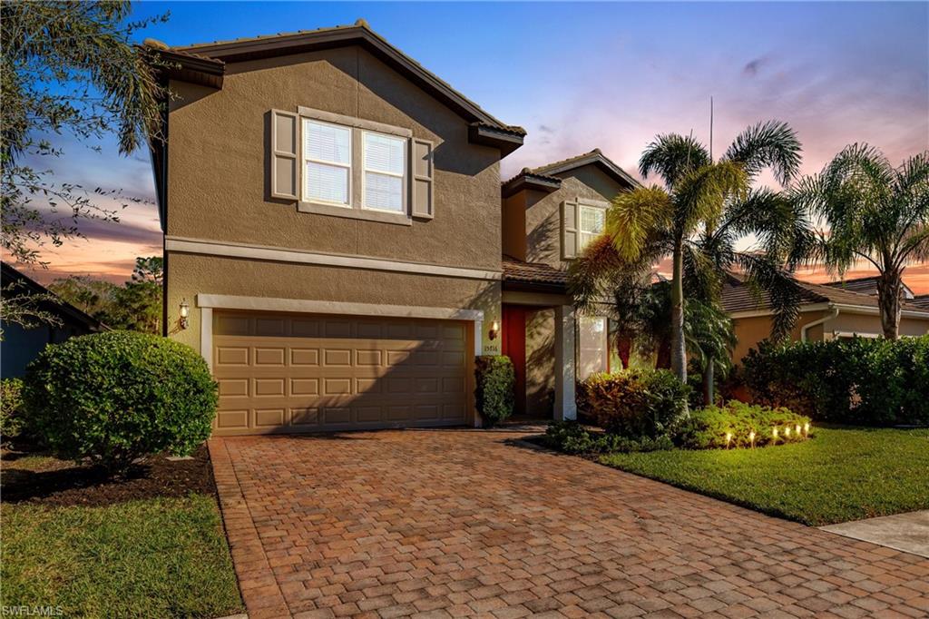 HAMPTON LAKES - Residential