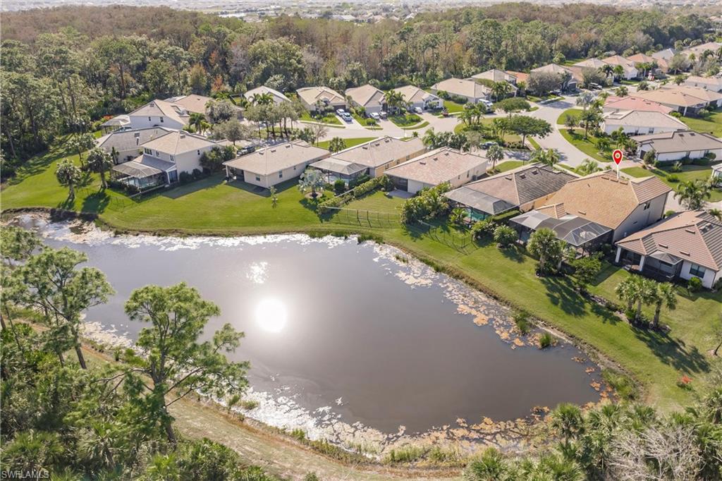 HAMPTON LAKES - Residential