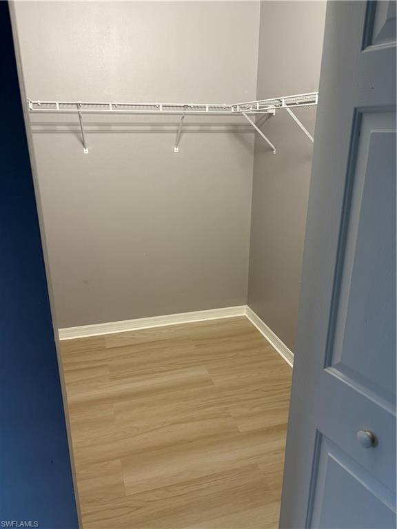 LAKESIDE HIDEAWAY - Residential Lease