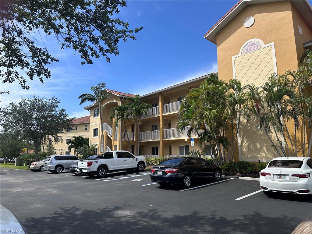 LAKESIDE HIDEAWAY - Residential Lease