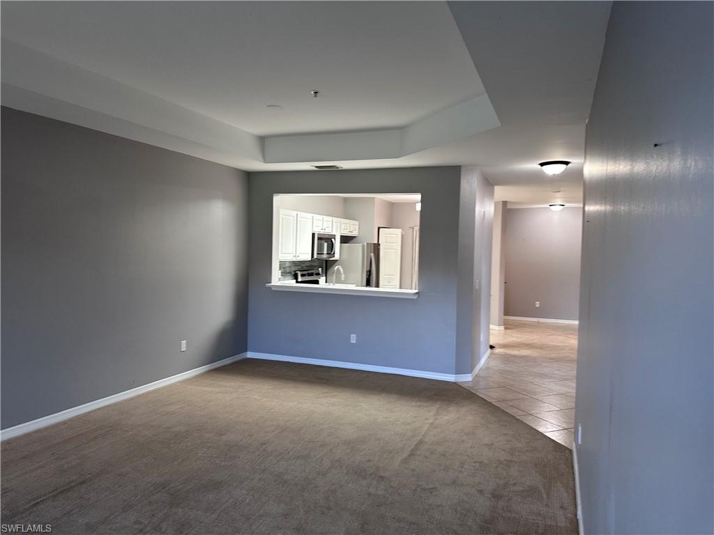 LAKESIDE HIDEAWAY - Residential Lease