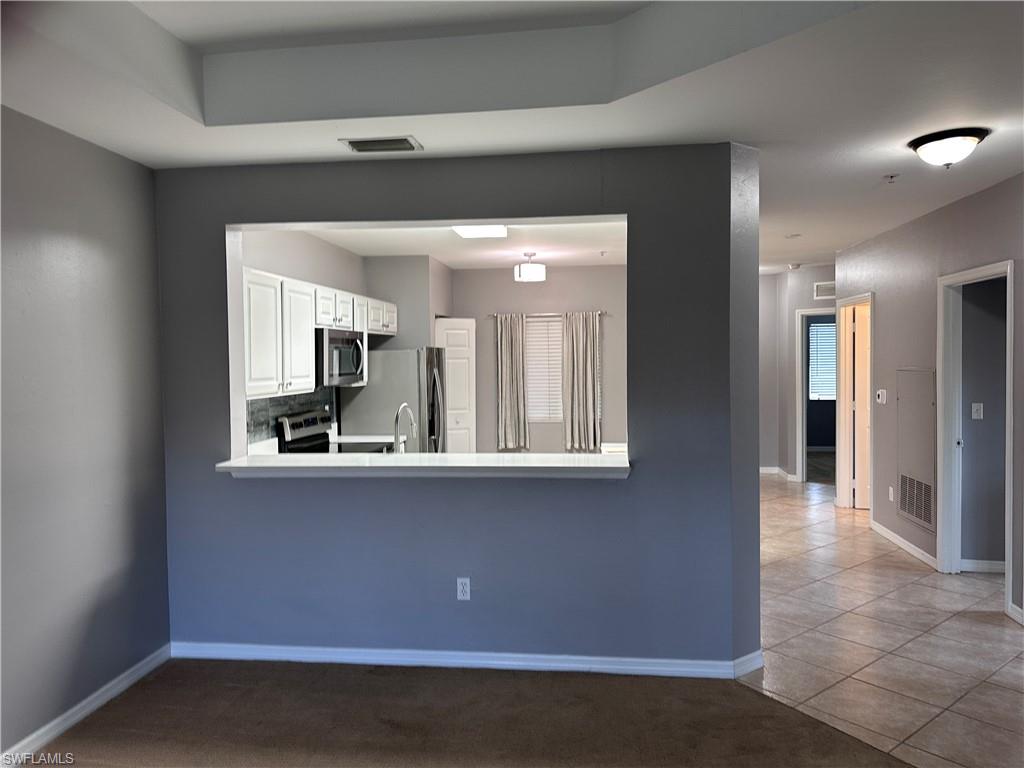 LAKESIDE HIDEAWAY - Residential Lease