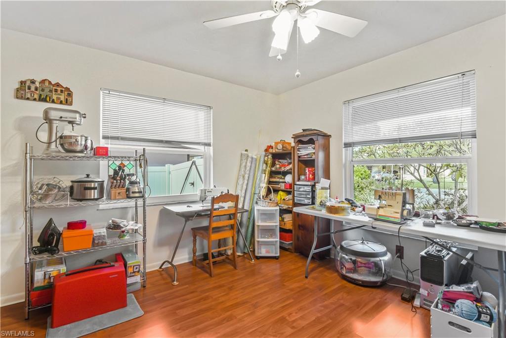 LINDA LOMA - Residential