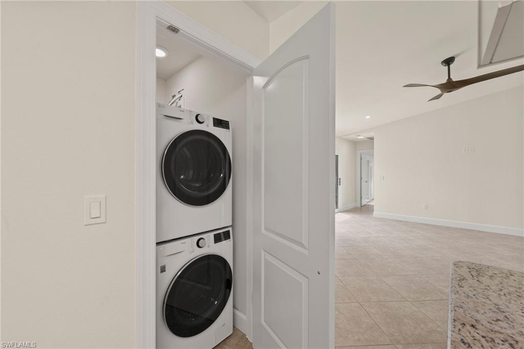 ROYAL WOODS - Residential