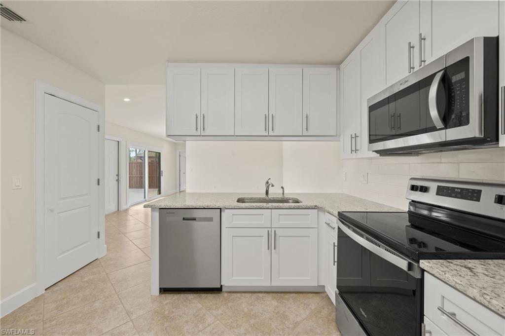 ROYAL WOODS - Residential