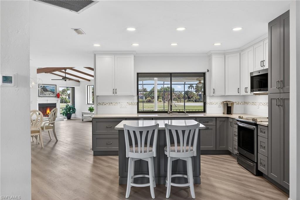 BEACHVIEW COUNTRY CLUB ESTATES - Residential