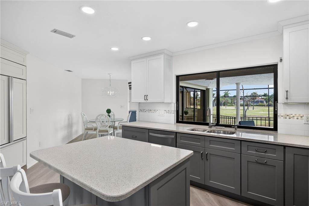 BEACHVIEW COUNTRY CLUB ESTATES - Residential