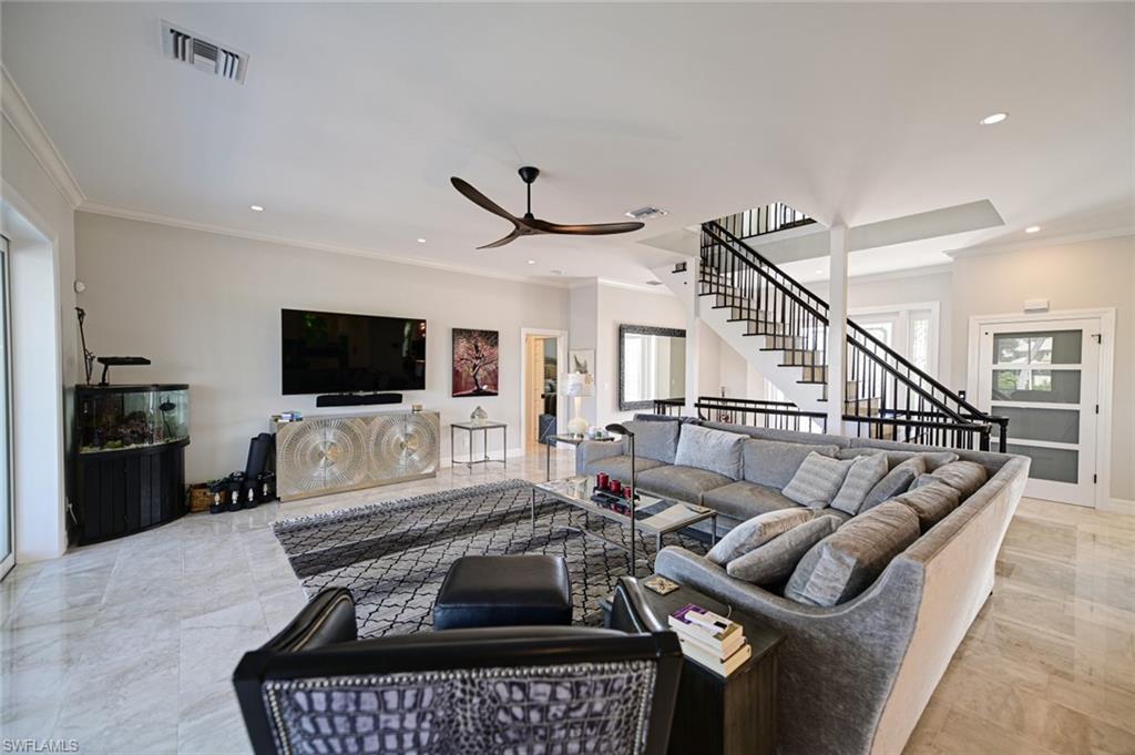 BAYFRONT GARDENS - Residential