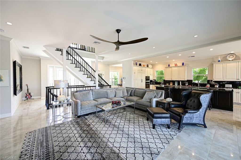 BAYFRONT GARDENS - Residential