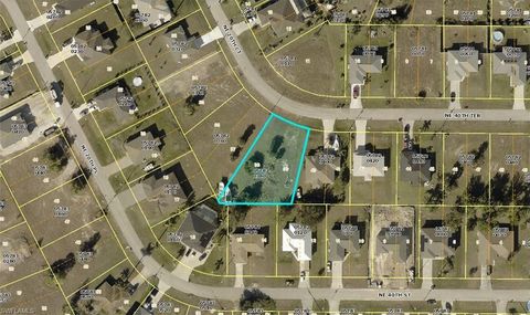 2104 NE 40th TER CAPE CORAL FL 33909
