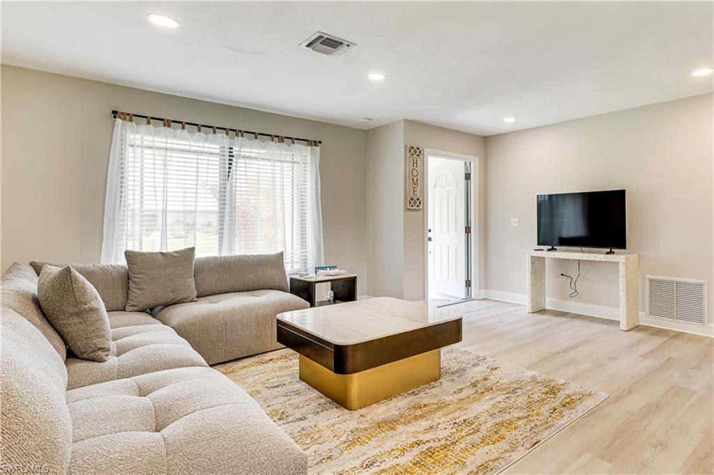 ISLAND PARK WOODLANDS - Residential Lease