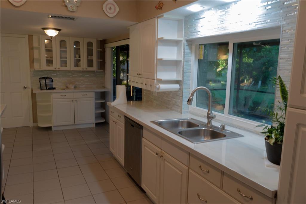 GOLDEN GATE CITY - Residential